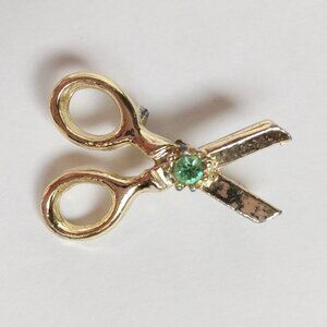 Vintage Green Rhinestone Scissors Gold Tone Sewing Craft Brooch Pin 1 1/4" Vtg